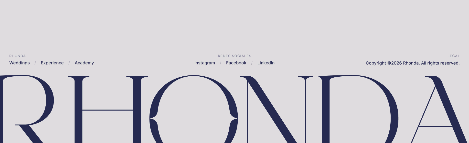 Footer con el logotipo de Rhonda a gran escala